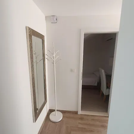 Fragola 2 Apartman *