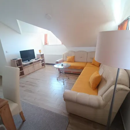 Fragola 2 Apartman *
