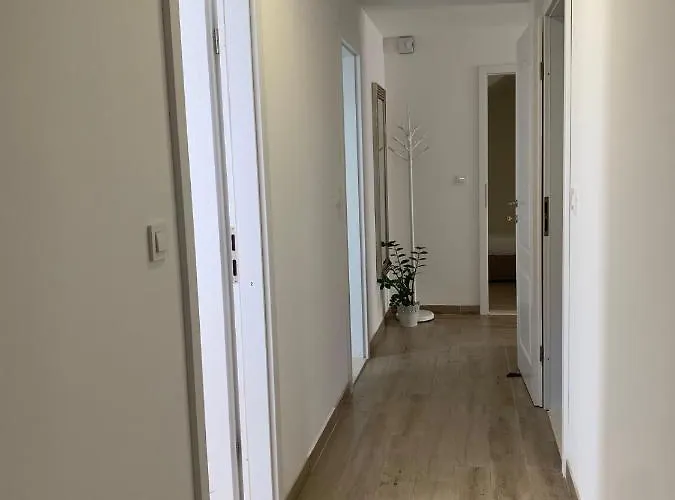 Apartman Fragola 2 *