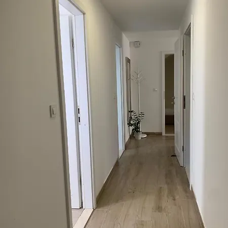 Apartman Fragola 2 *